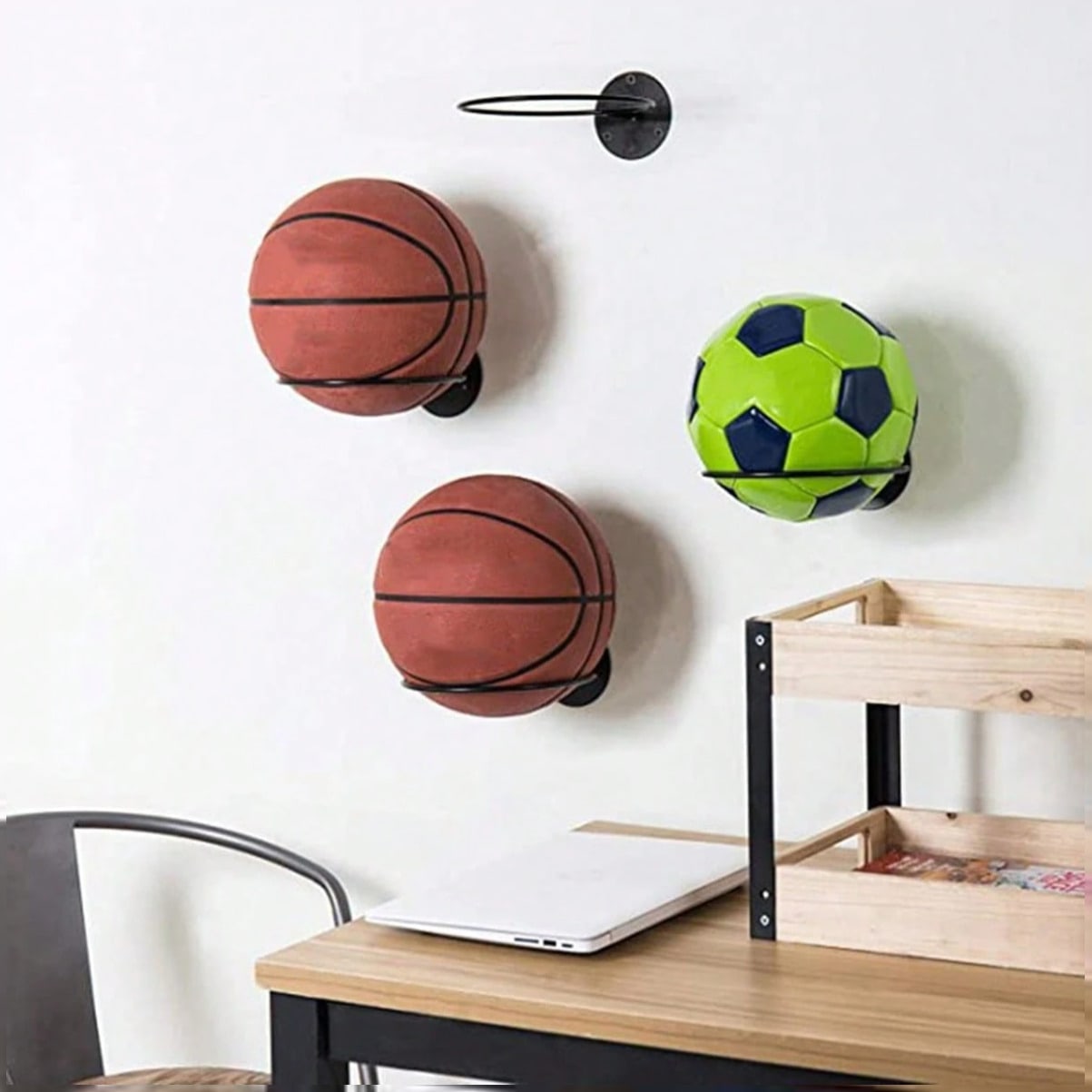 Sports Equipment Storage Rack - Soporte de exhibición de baloncesto montado