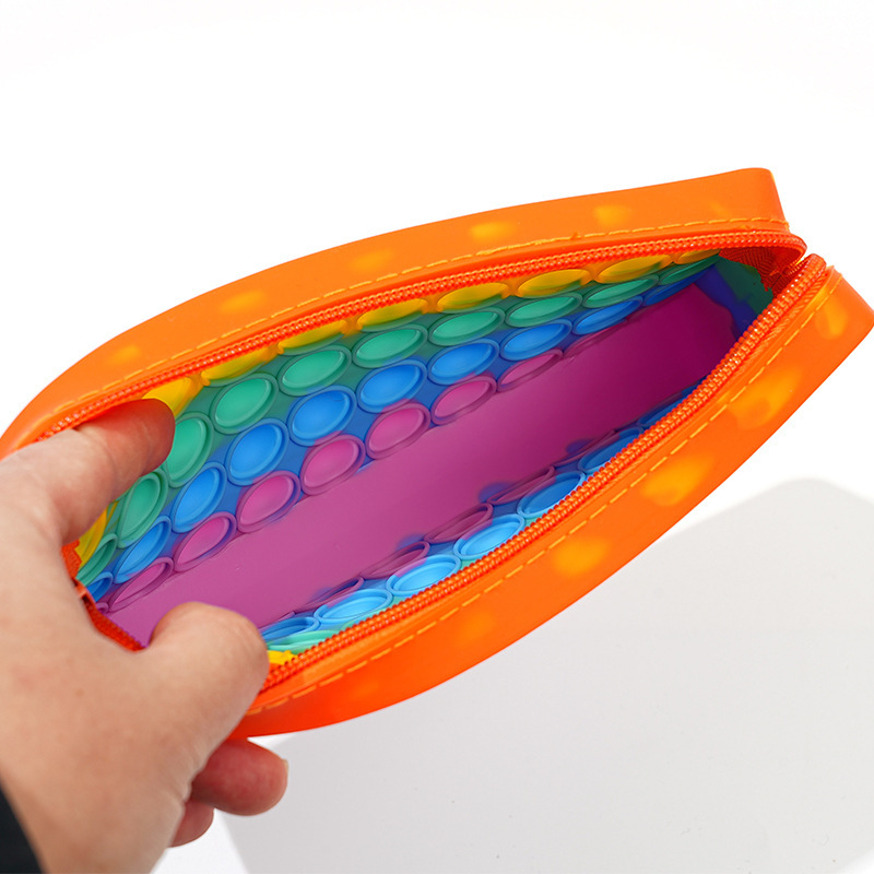 Estuche de lápices arcoíris de - Sports Equipment For Schools reseña y precio