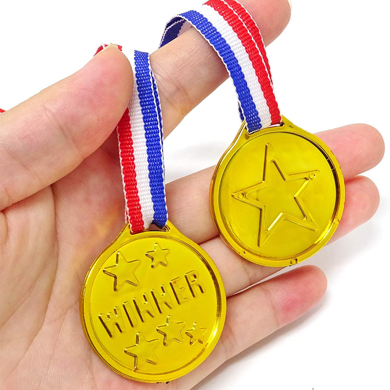 Medallas de premio de ganador  - Sports Equipment For Schools reseña y precio